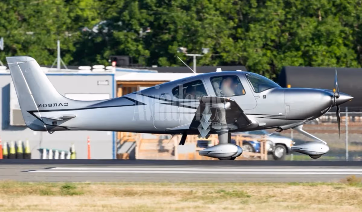 CIRRUS SR22T G6 CARBON 2022