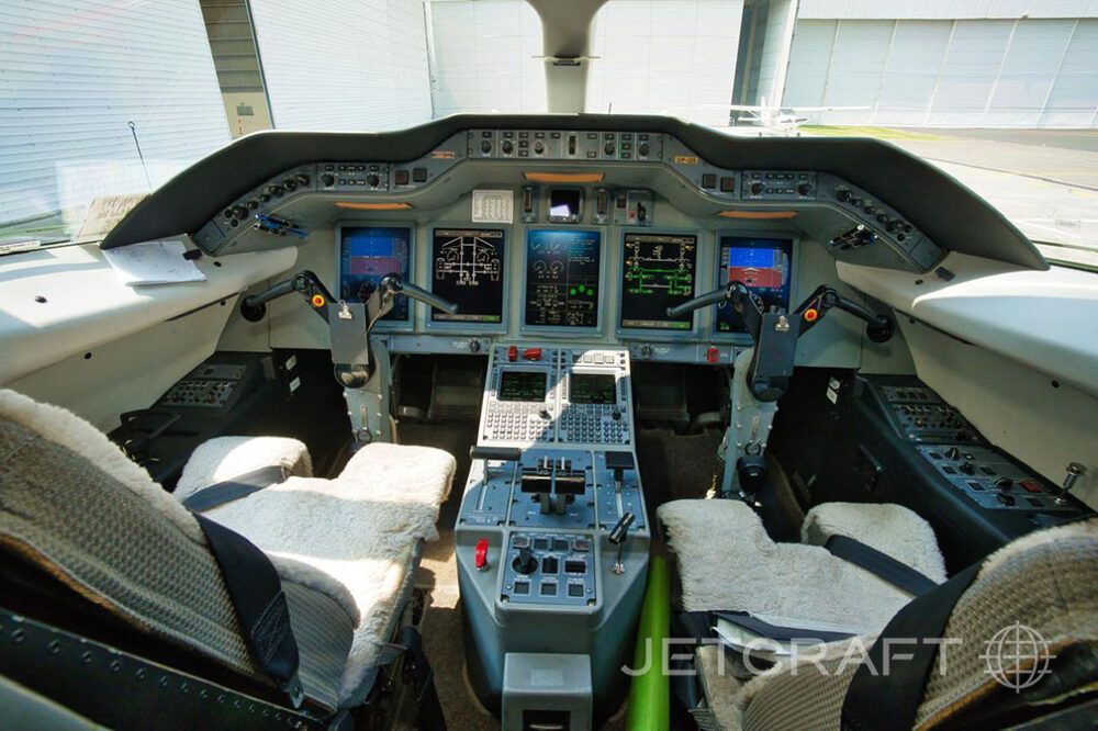 BEECHCRAFT HAWKER 4000 2013