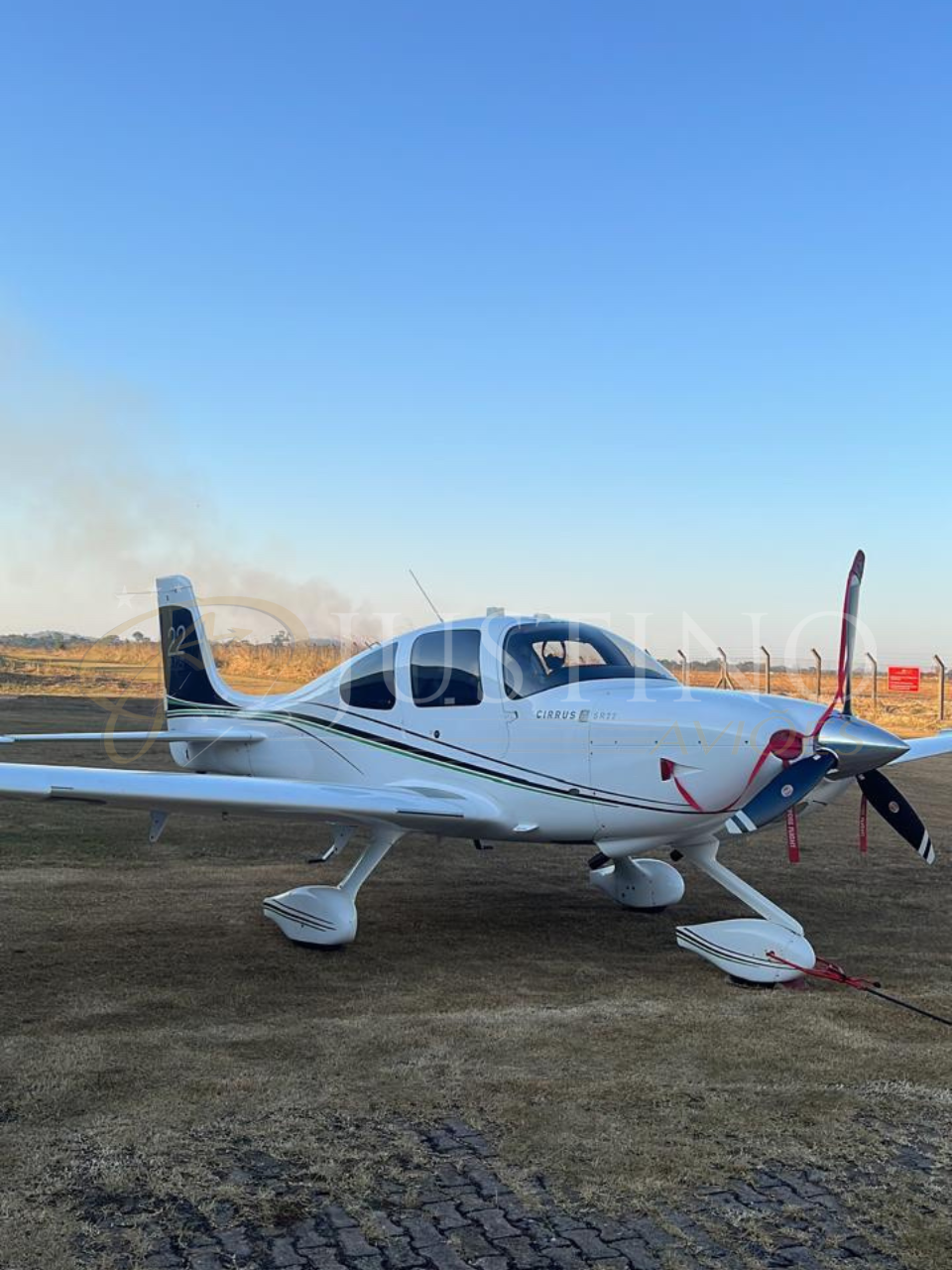 CIRRUS SR22 2011