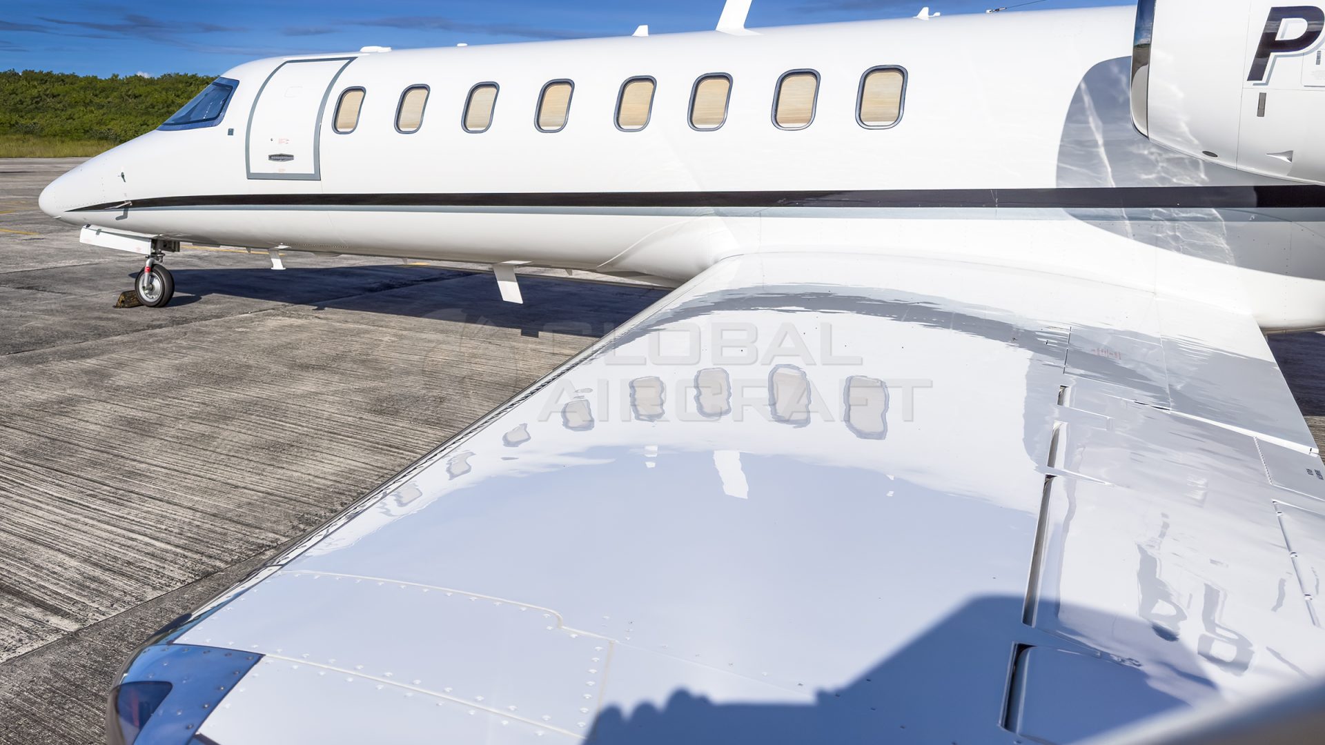 BOMBARDIER LEARJET 75 2014