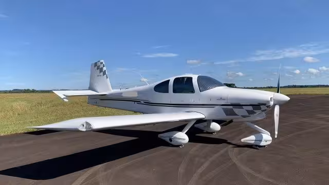 RV-10 Flyer 2014