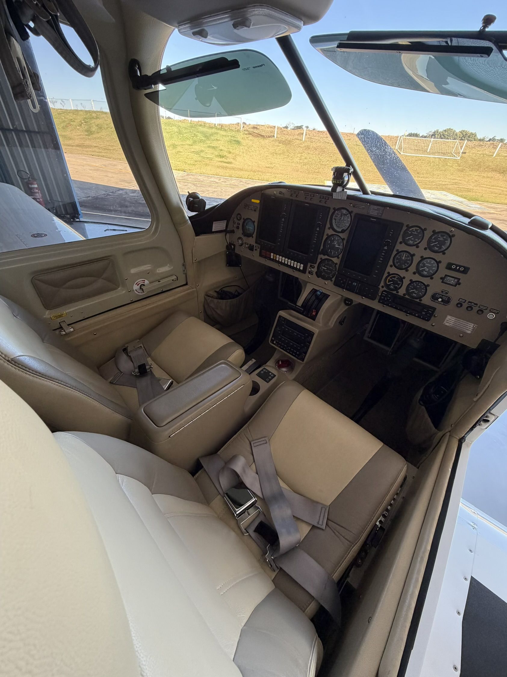 RV-10 Flyer 2014
