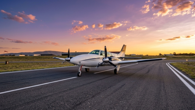 BEECHCRAFT BARON 58 1996