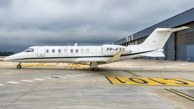 BOMBARDIER LEARJET 75 2014