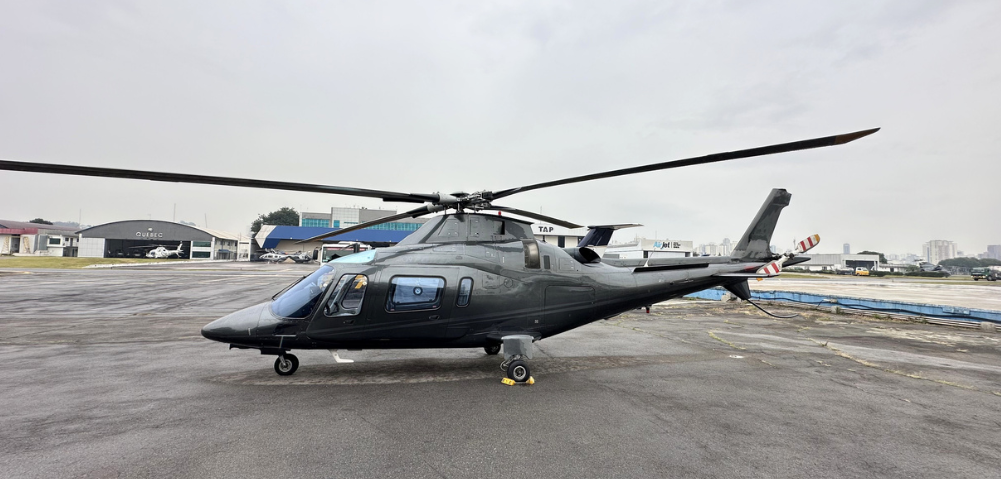AGUSTA A109E POWER 2000