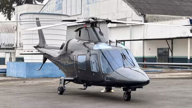 AGUSTA A109E POWER 2000