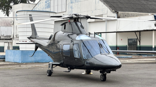 AGUSTA A109E POWER 2000