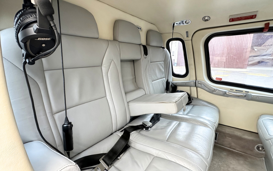 AGUSTA A109E POWER 2000