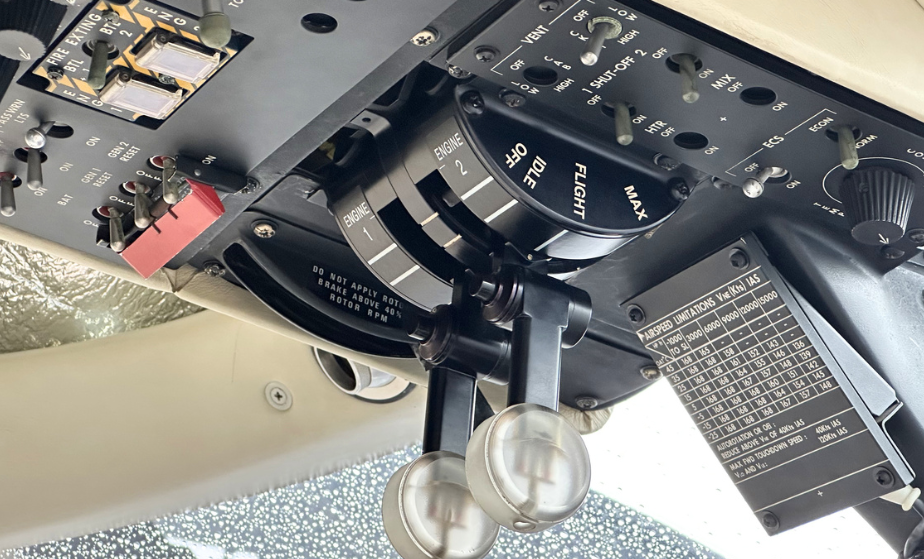 AGUSTA A109E POWER 2000