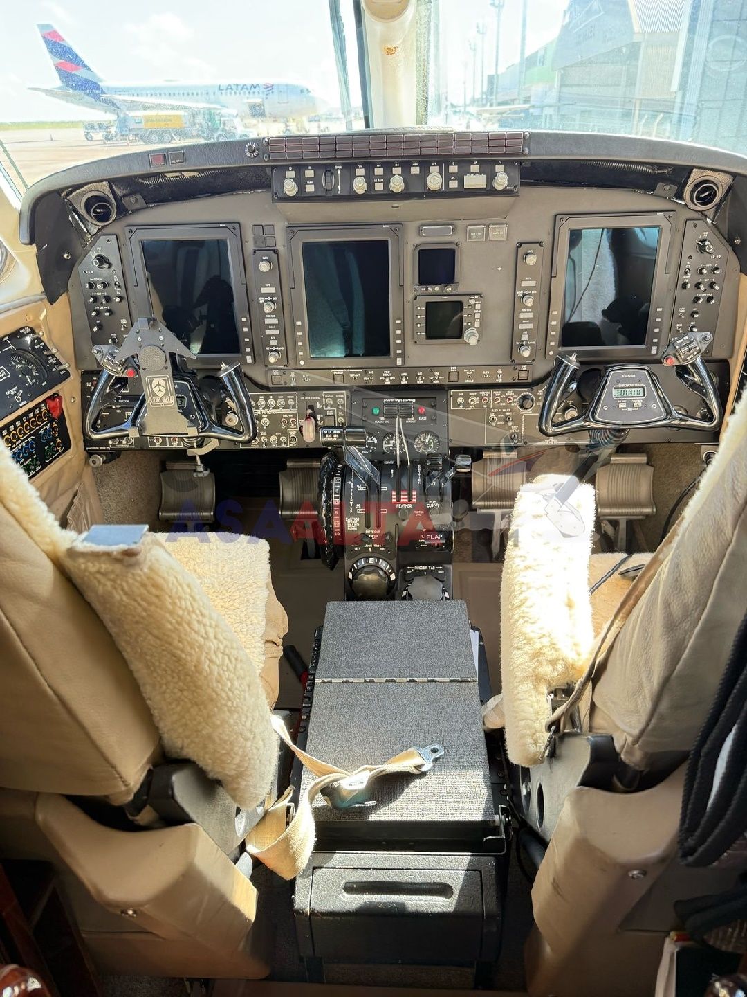 BEECHCRAFT KING AIR C90 GTI 2009