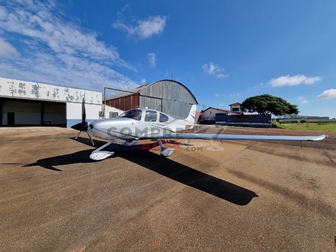 CIRRUS SR22 GRAND 2014