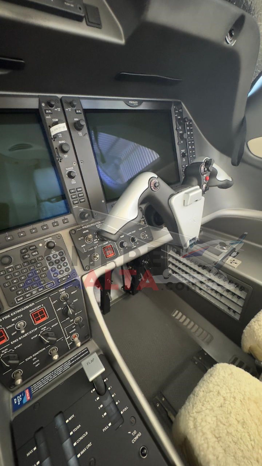 EMBRAER PHENOM 100 2010