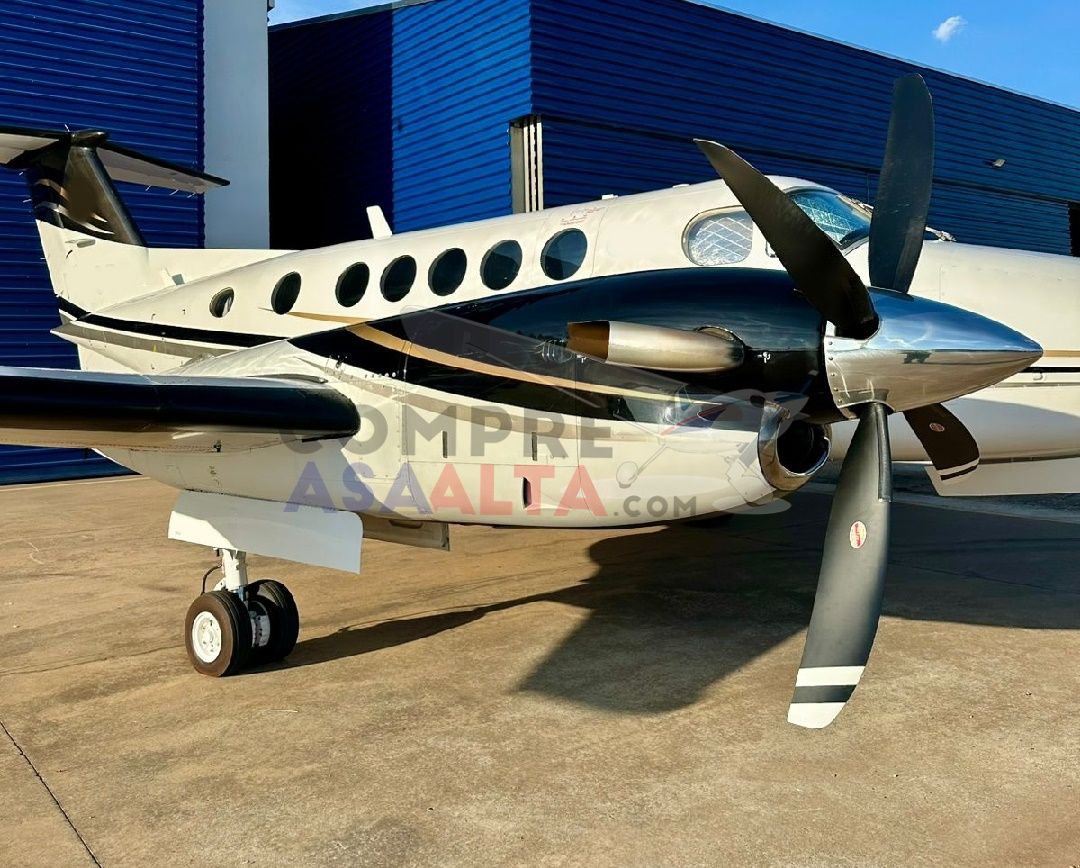 BEECHCRAFT KING AIR B200 1992