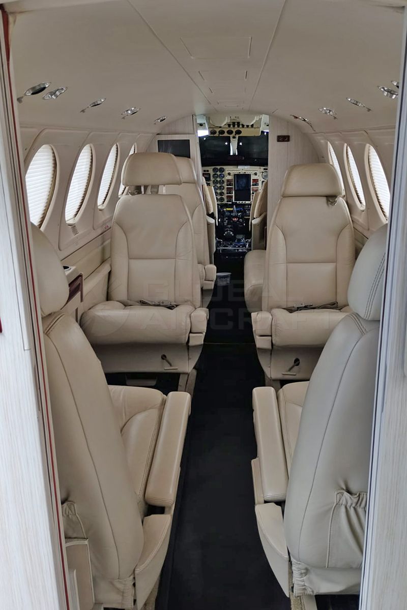 BEECHCRAFT KINGA AIR B200 2000