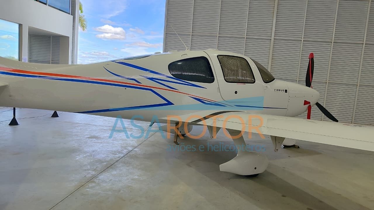 CIRRUS SR22 G3 GTS 2007