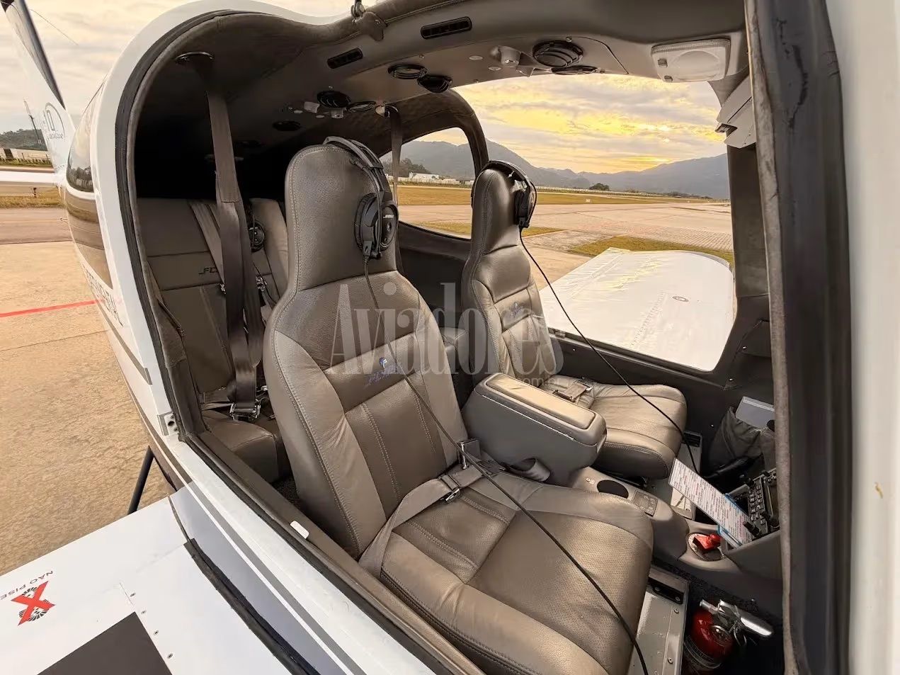 FLYER RV-10 2017