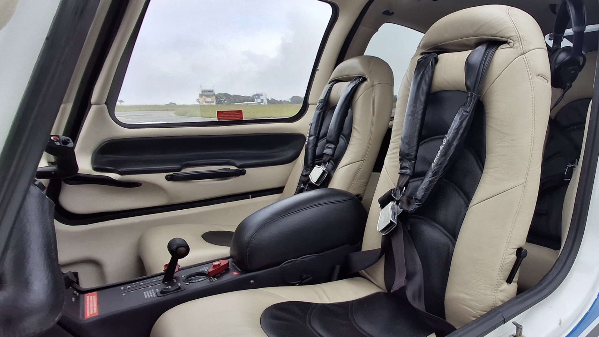 CIRRUS SR22 G3 2008