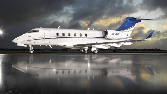 BOMBARDIER CHALLENGER 300 2012