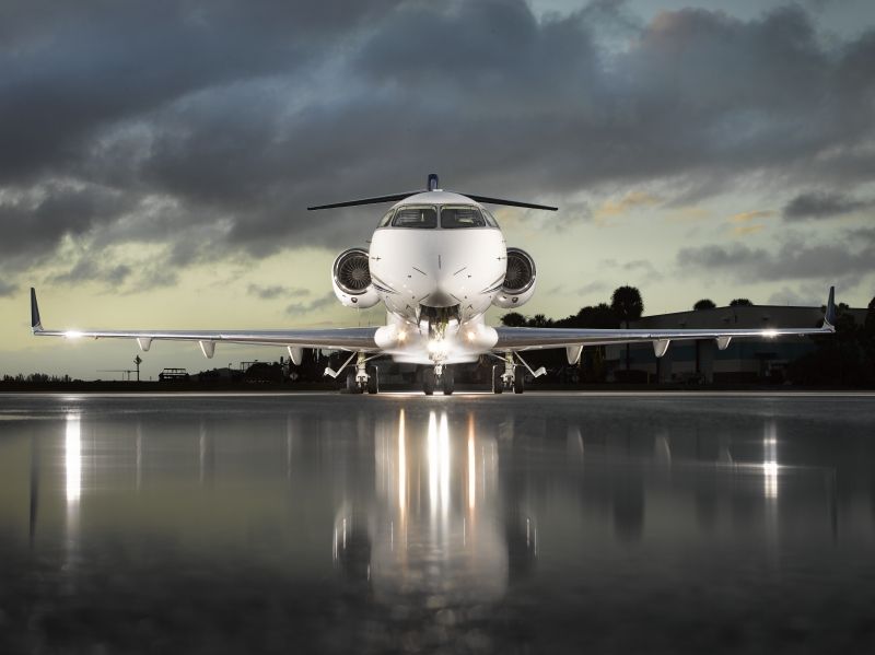 BOMBARDIER CHALLENGER 300 2012
