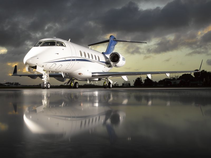 BOMBARDIER CHALLENGER 300 2012