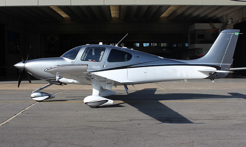 CIRRUS SR22T G7 GTS 2024