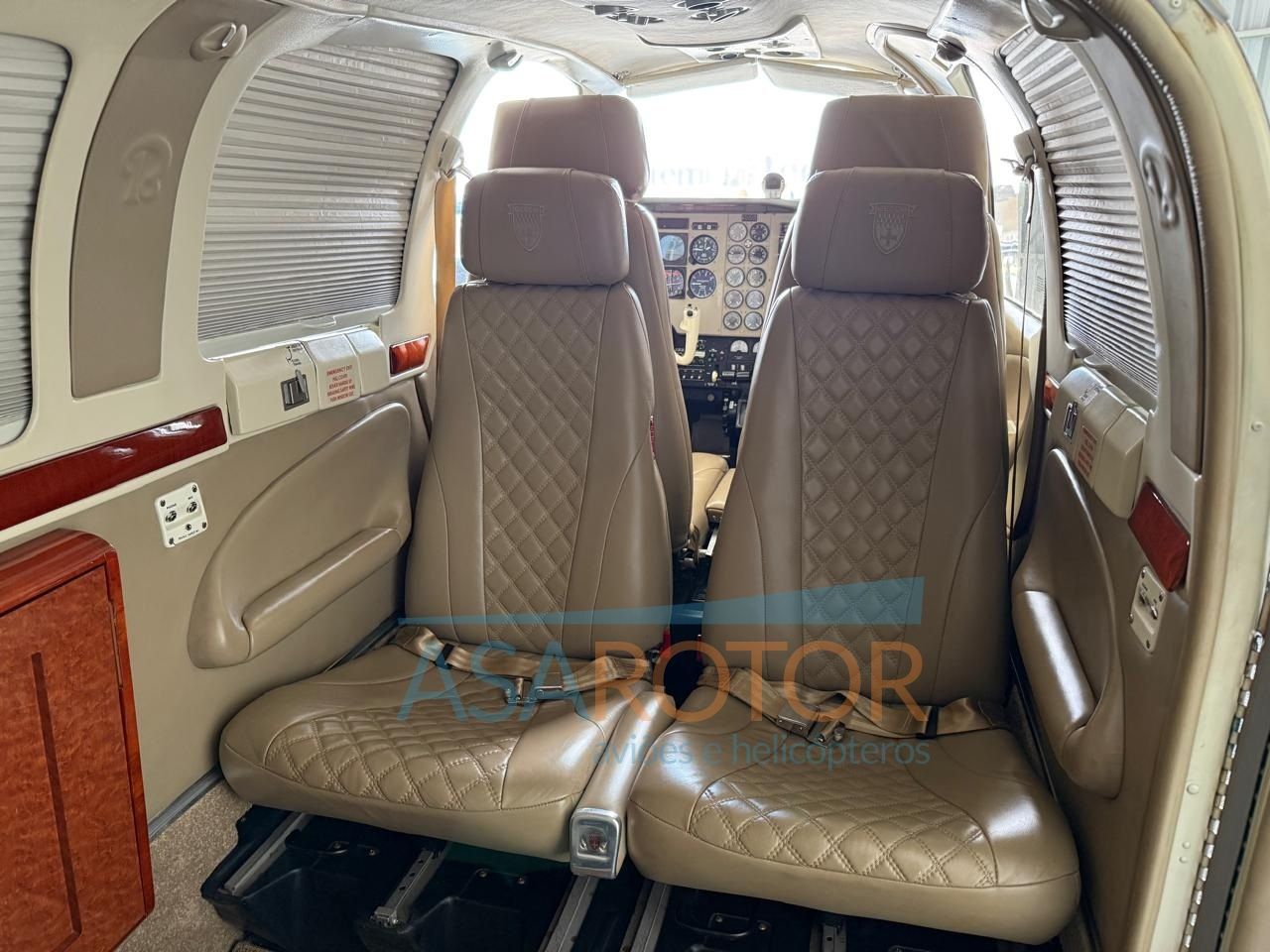 BEECHCRAFT BARON B58 2001