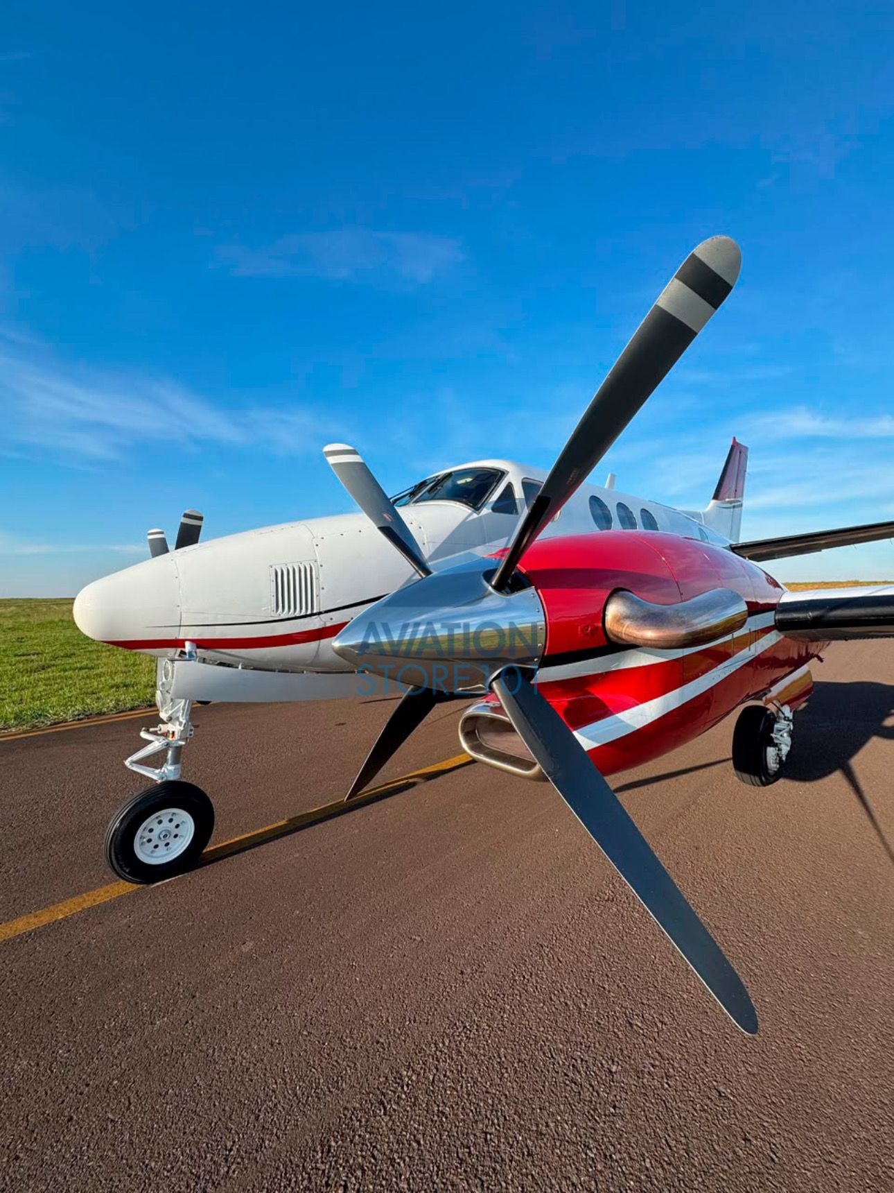 BEECHCRAFT KING AIR C90A 1999