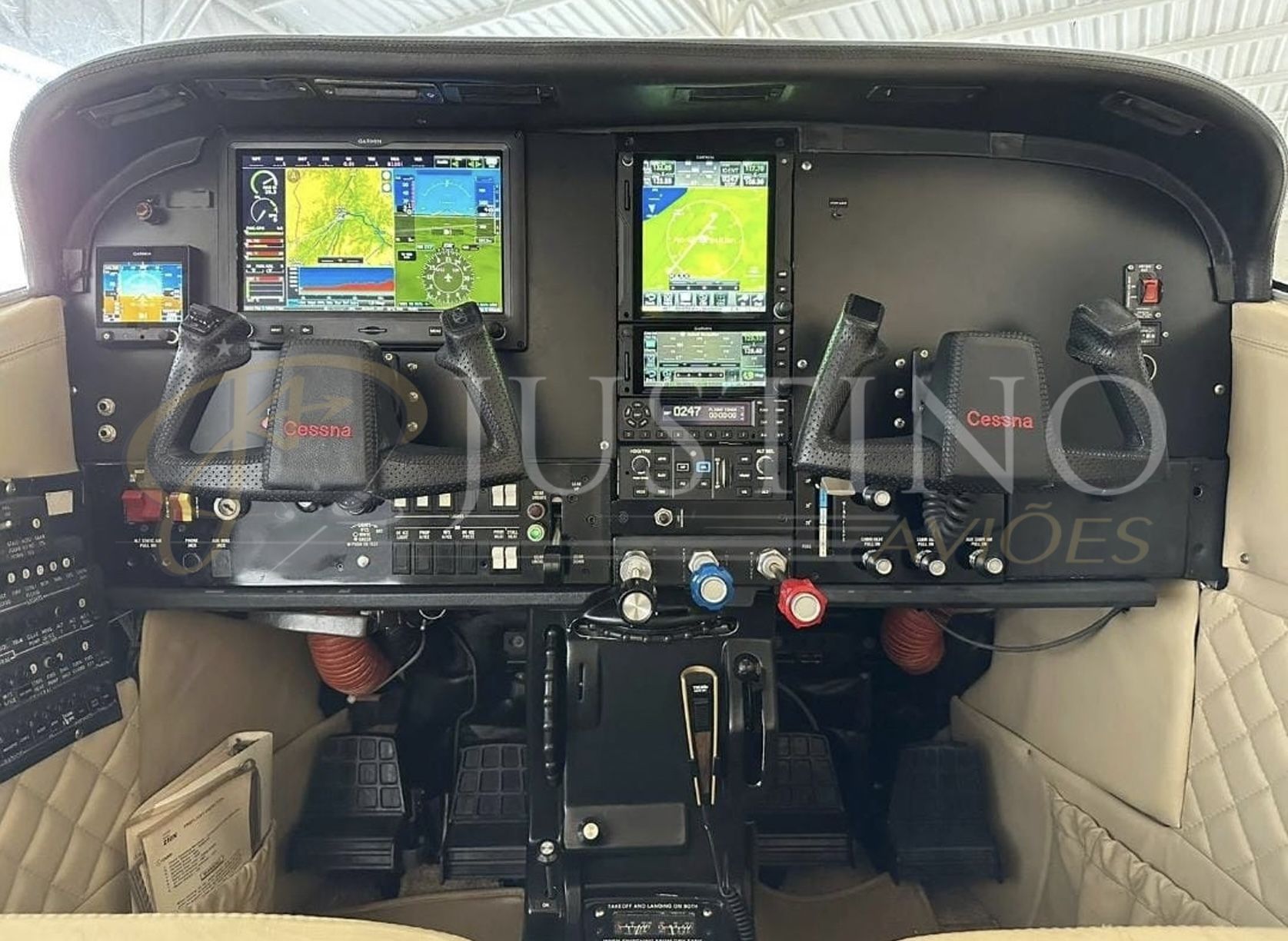 CESSNA 210N CENTURION 1984