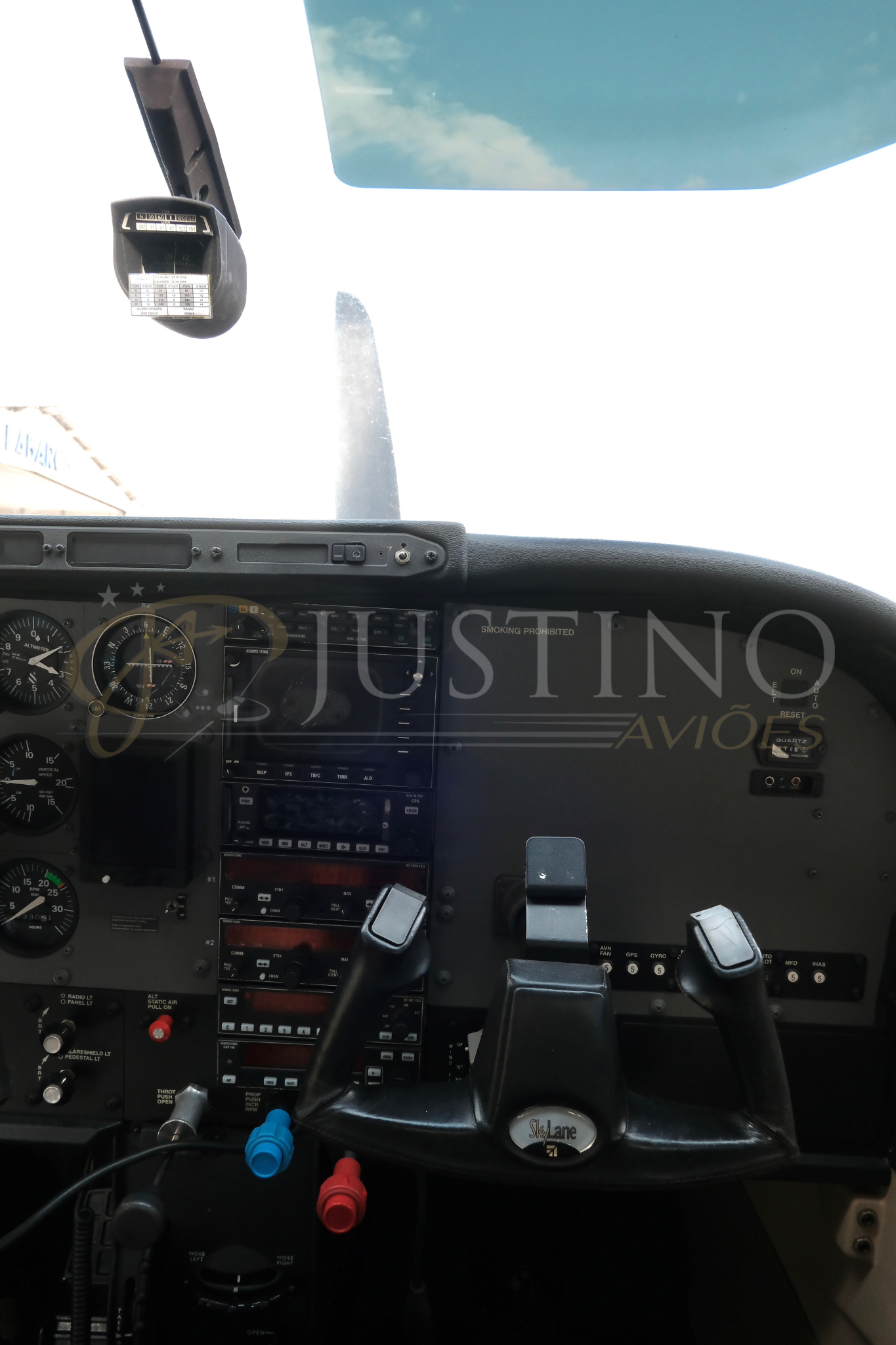 CESSNA SKYLANE C182T 2003
