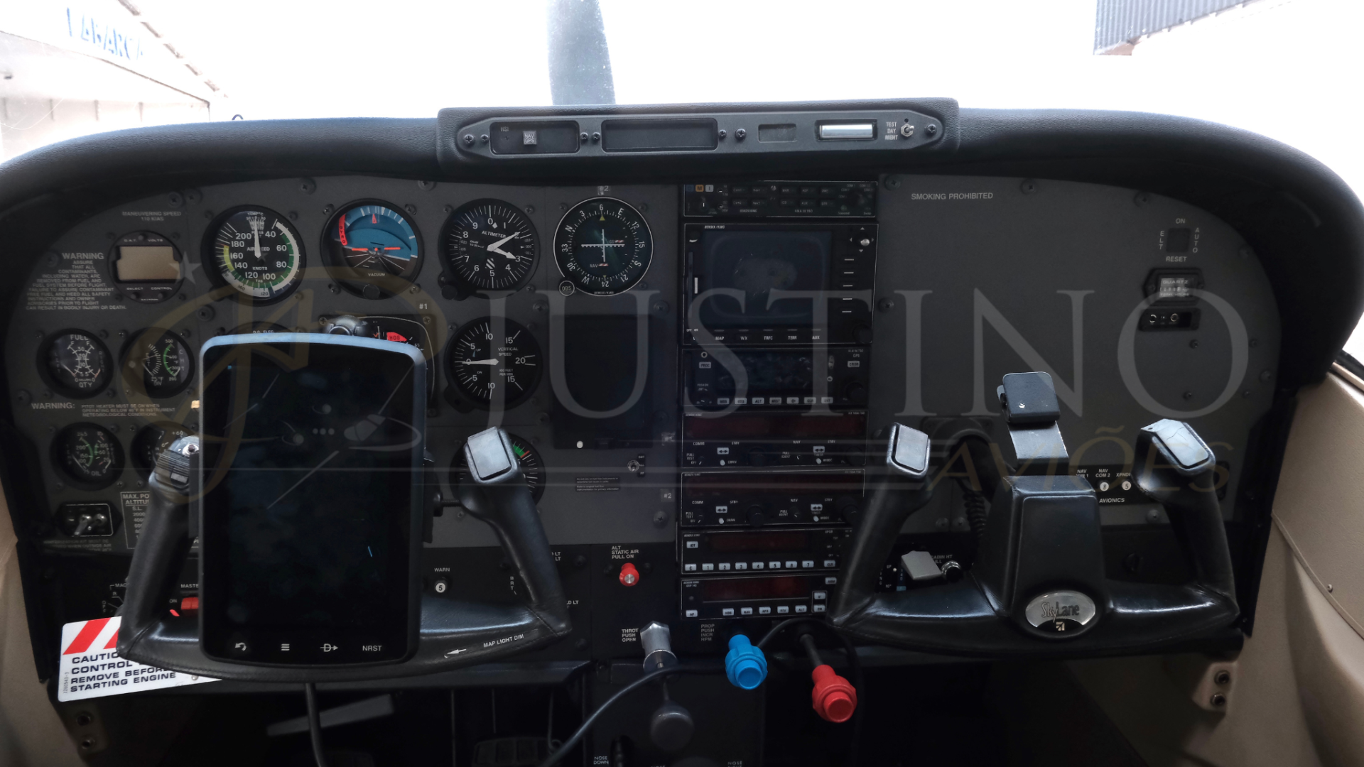 CESSNA SKYLANE C182T 2003