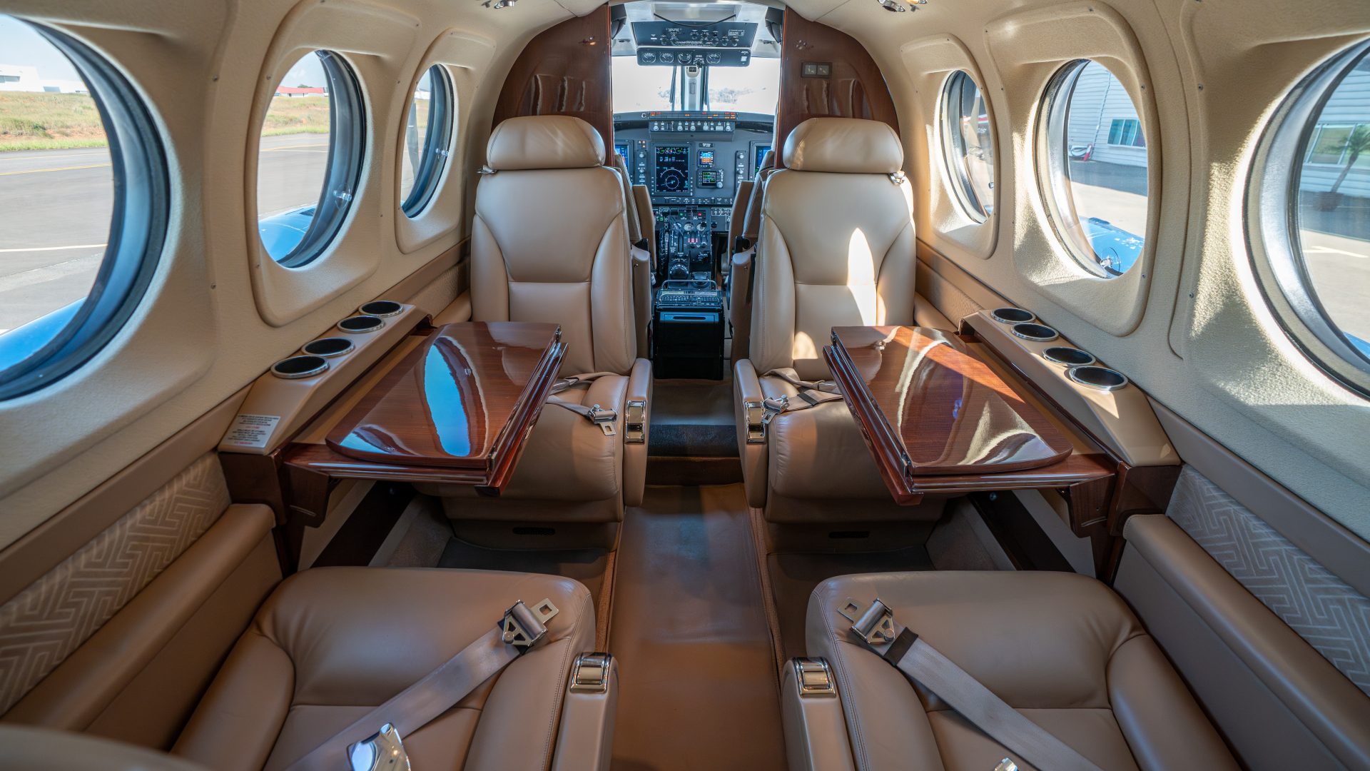 BEECHCRAFT KING AIR C90GTX 2012