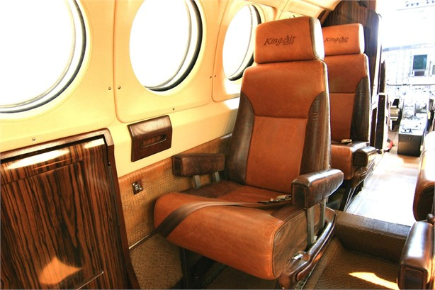 BEECHCRAFT KING AIR B200 1982