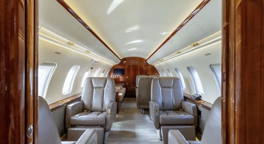 BOMBARDIER CHALLENGER 605 2015