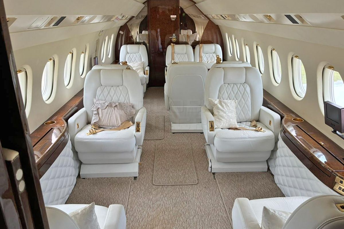 DASSAULT FALCON 2000 2004