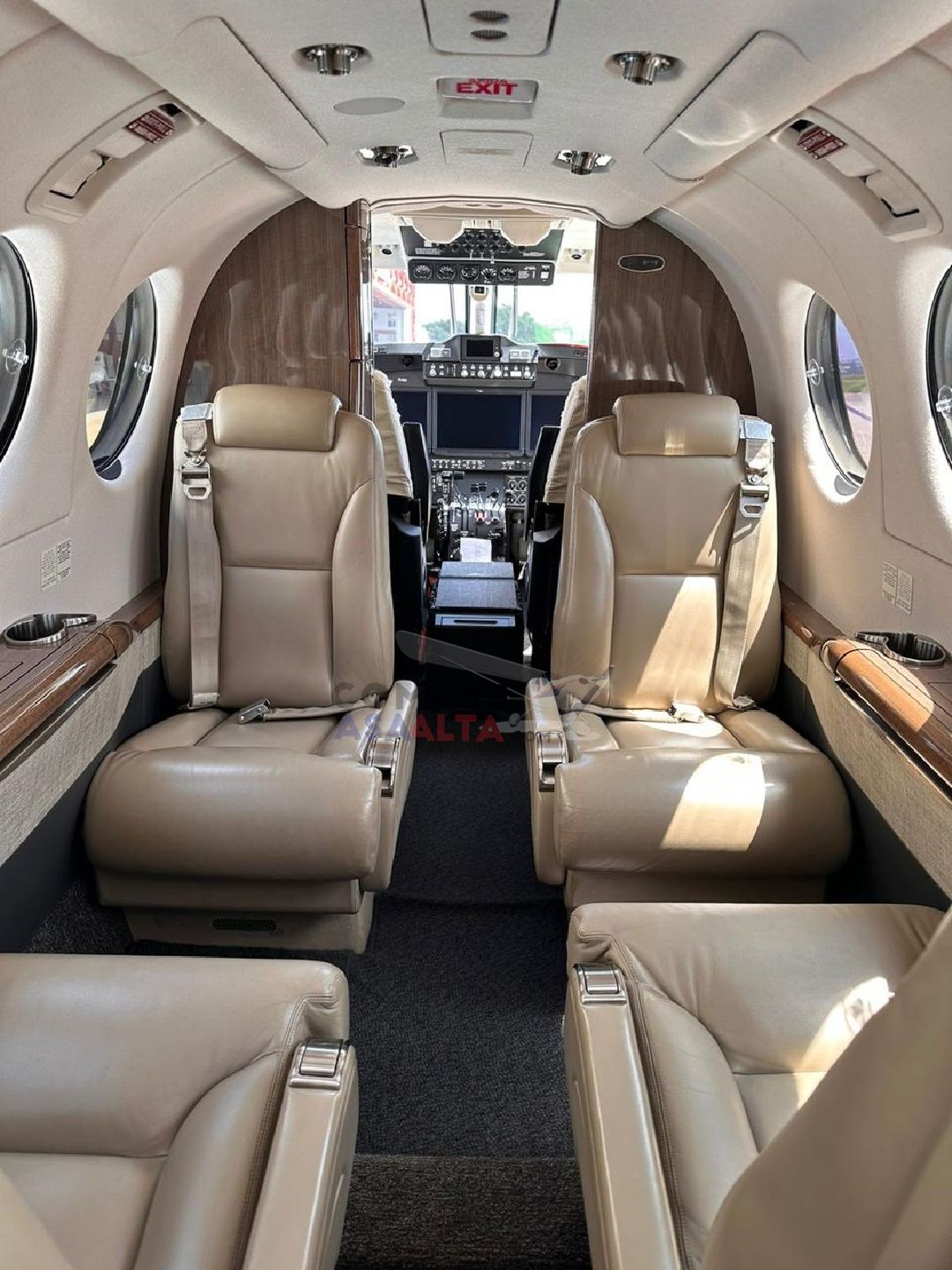 BEECHCRAFT KING AIR 350i 2019