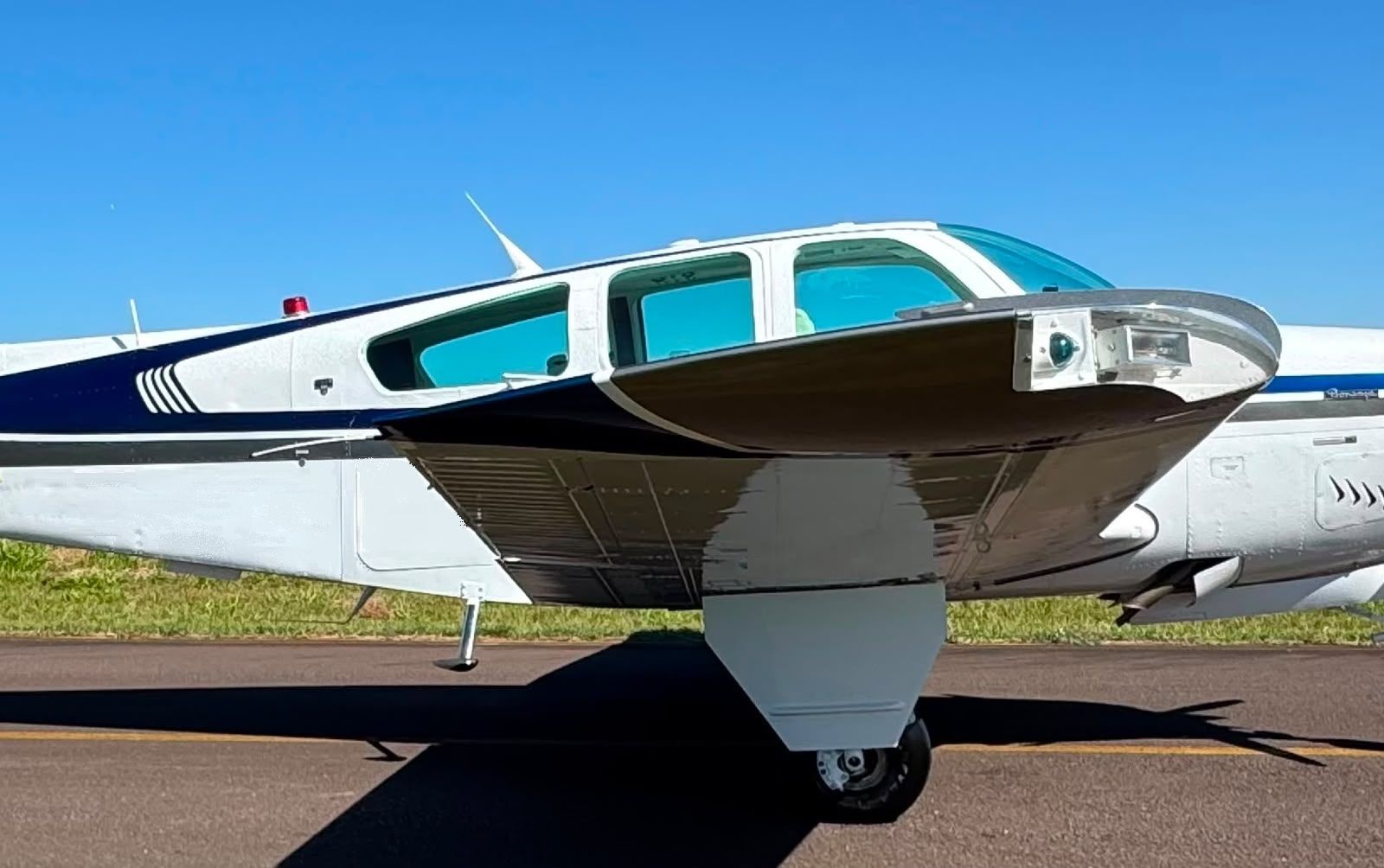 BEECHCRAFT BONANZA F33A 1993