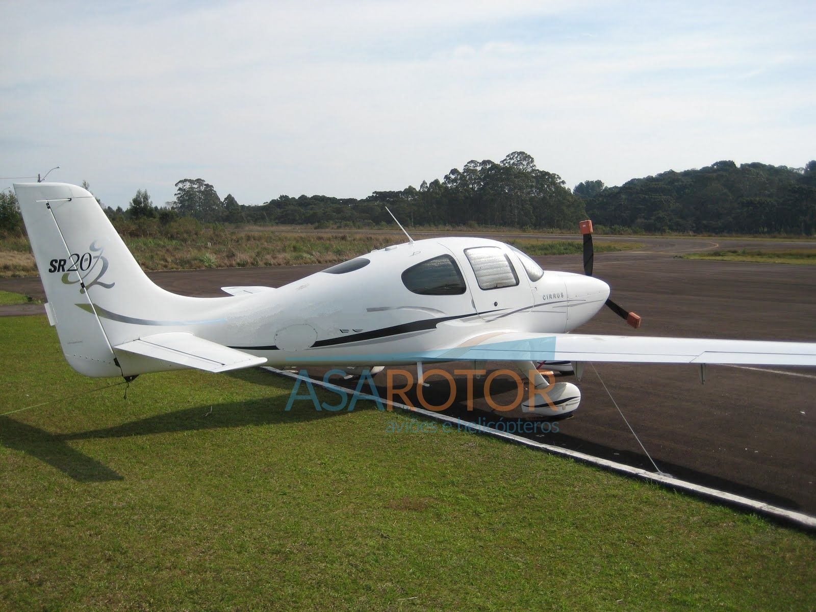CIRRUS SR20 2006