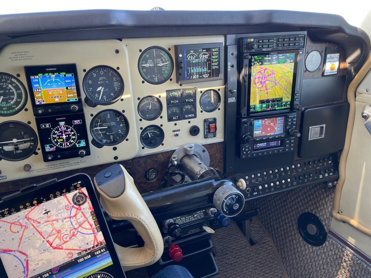 BEECHCRAFT BONANZA A36 1975