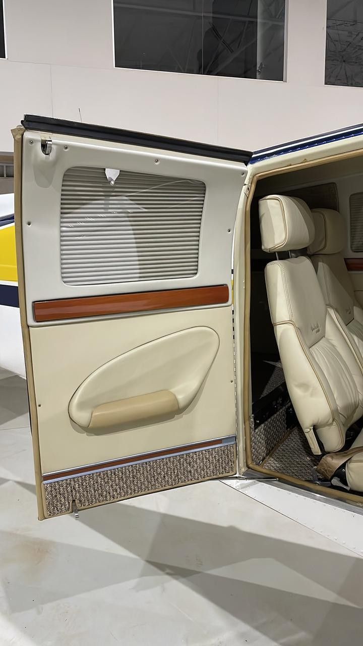 BEECHCRAFT BONANZA A36 1975