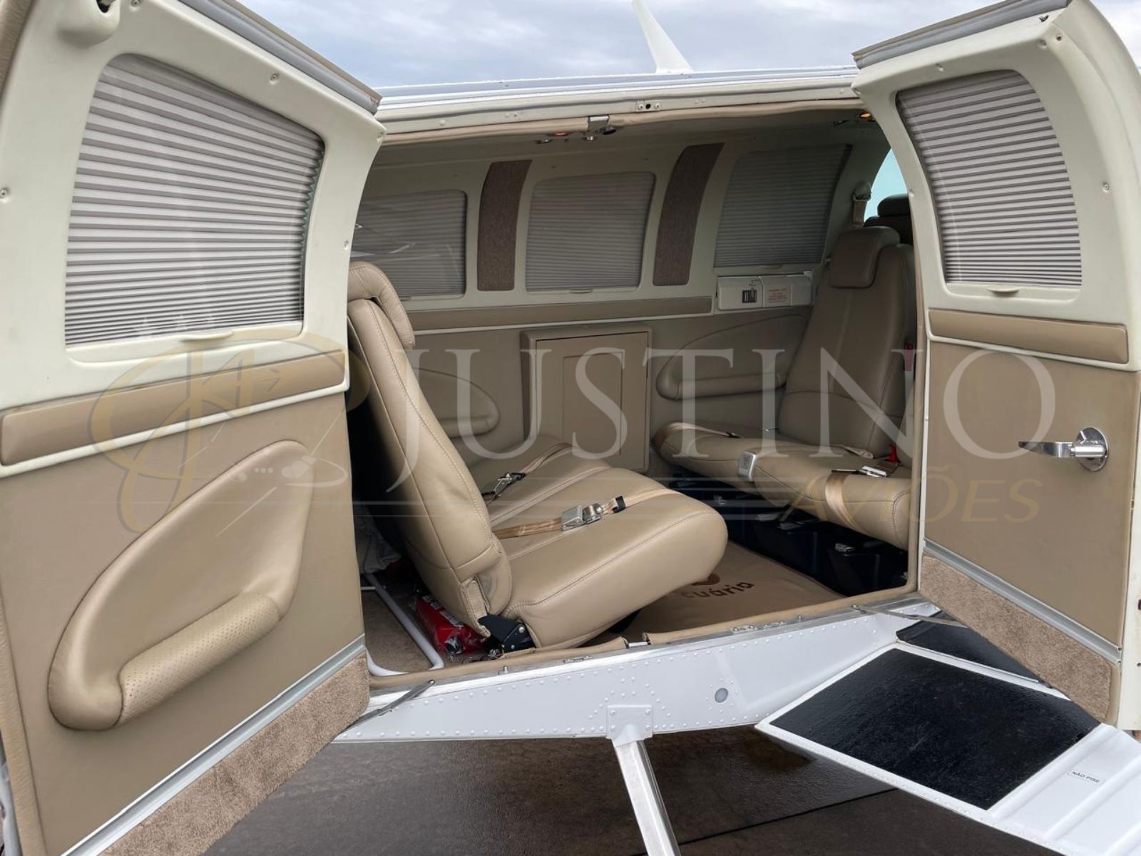 BEECHCRAFT BONANZA A36 1999