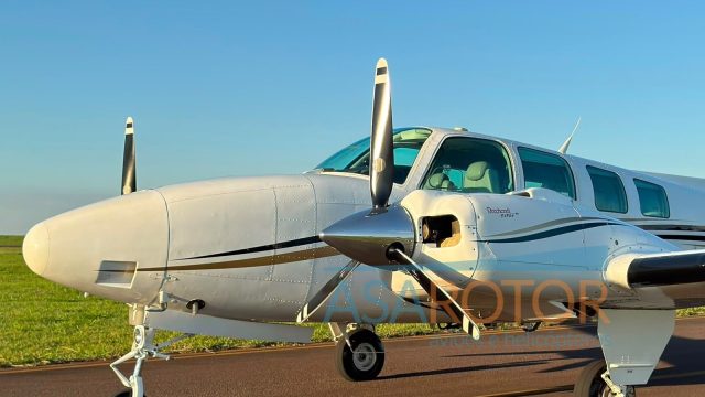 BEECHCRAFT BARON B58 1999