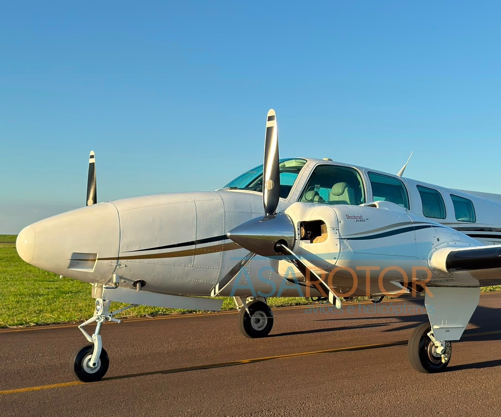 BEECHCRAFT BARON B58 1999