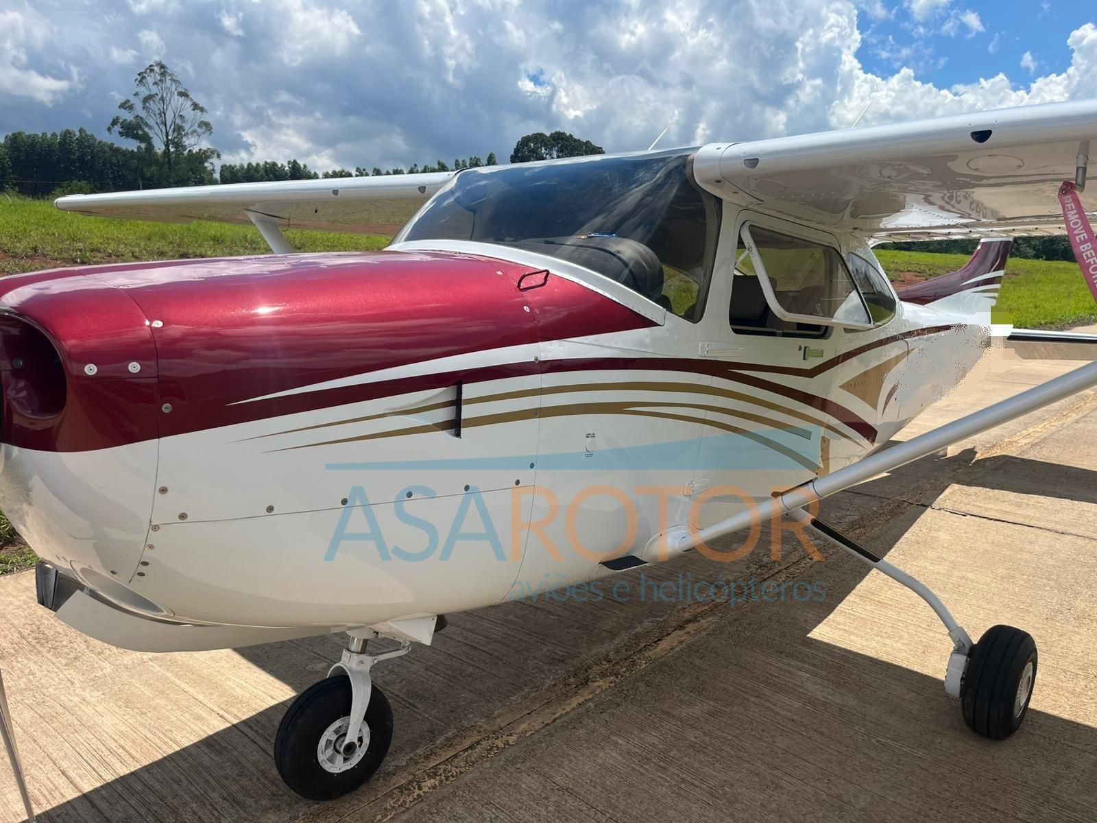 CESSNA R182 SKYLANE RG 1981