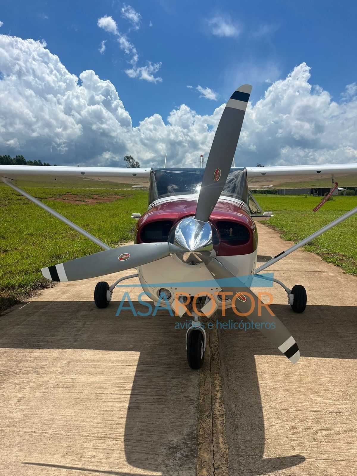 CESSNA R182 SKYLANE RG 1981