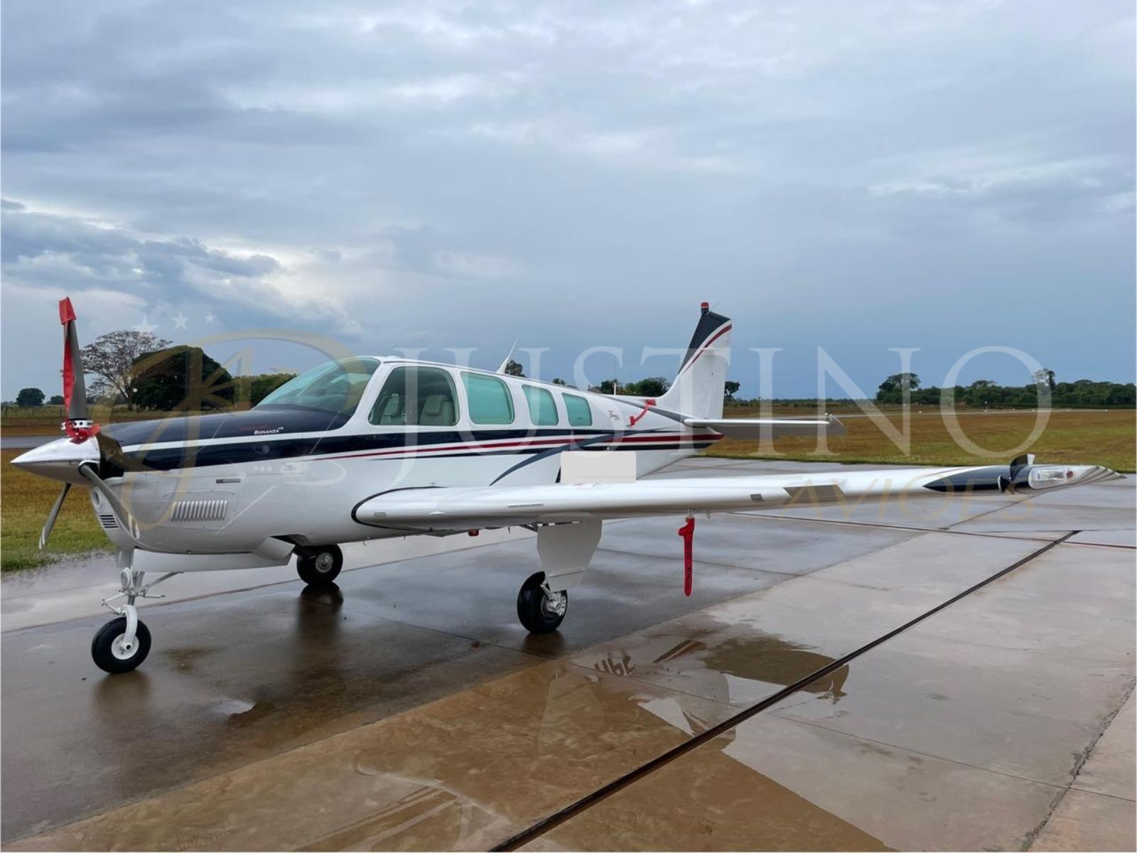 BEECHCRAFT BONANZA A36 1999