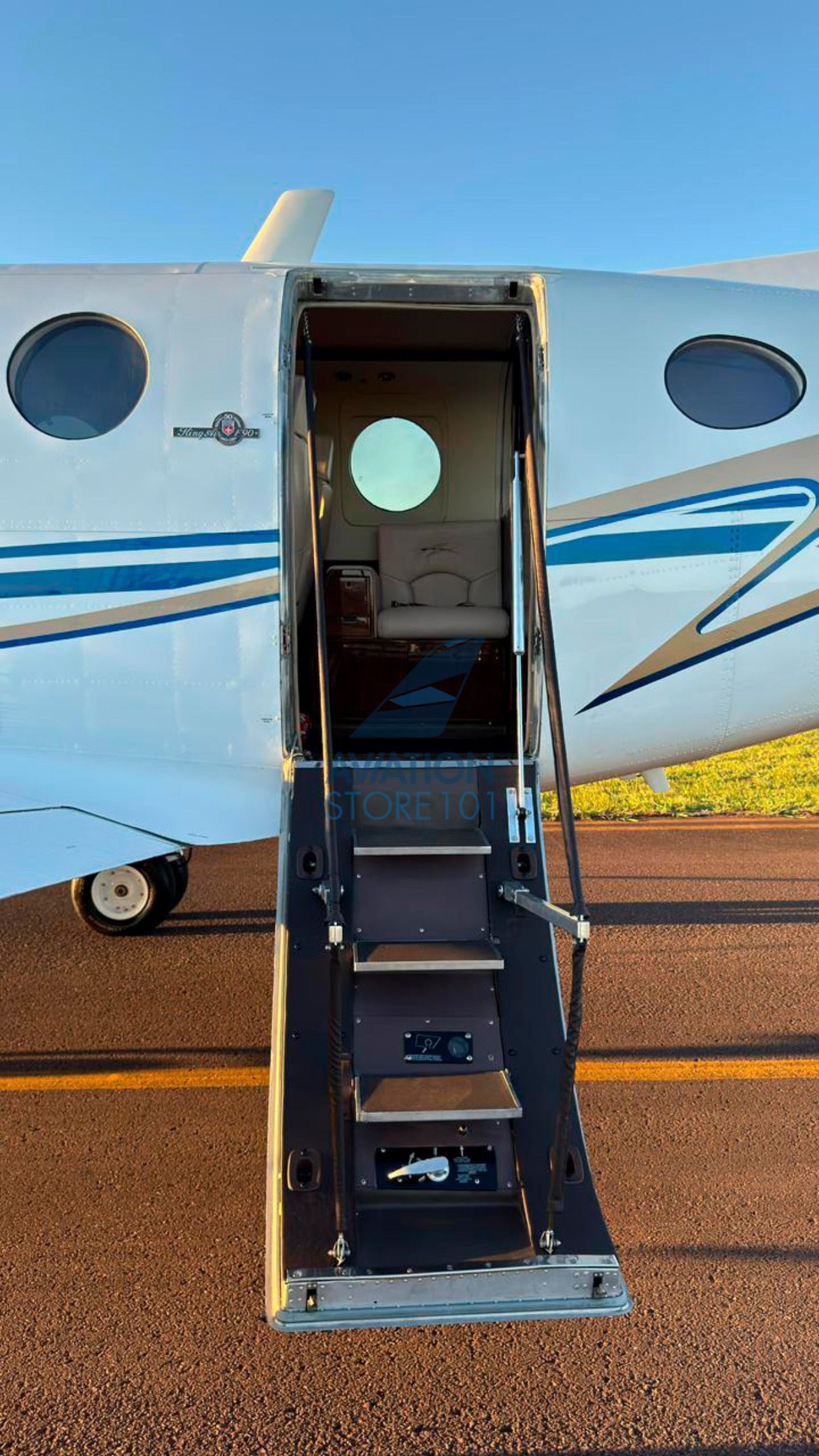 BEECHCRAFT KING AIR F90 1982