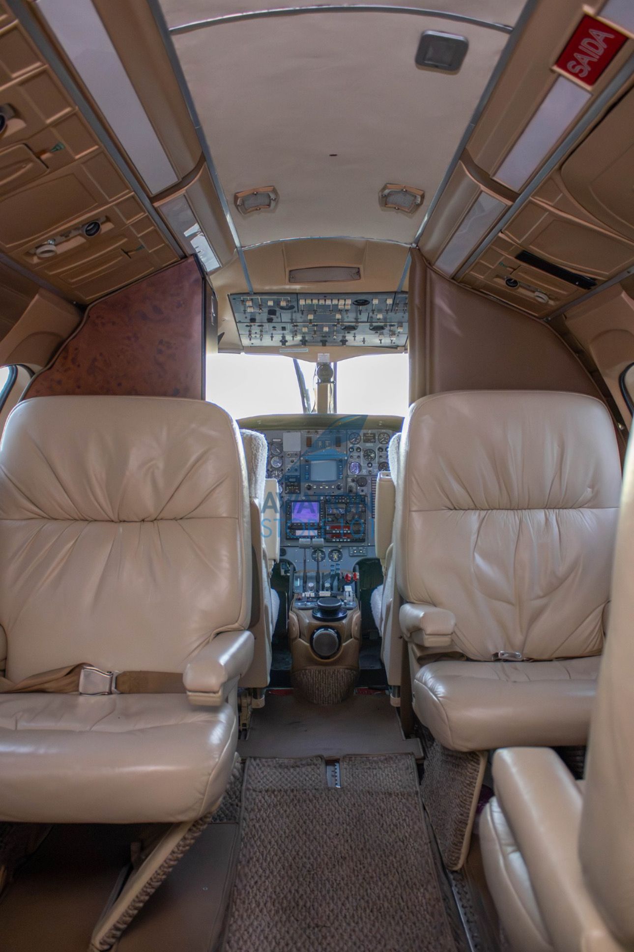EMBRAER XINGU EMB-121A 1979 — foto 10 de 21