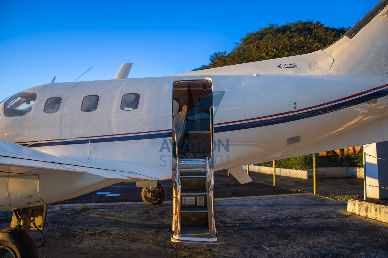 EMBRAER XINGU EMB-121A 1979 — foto 6 de 21