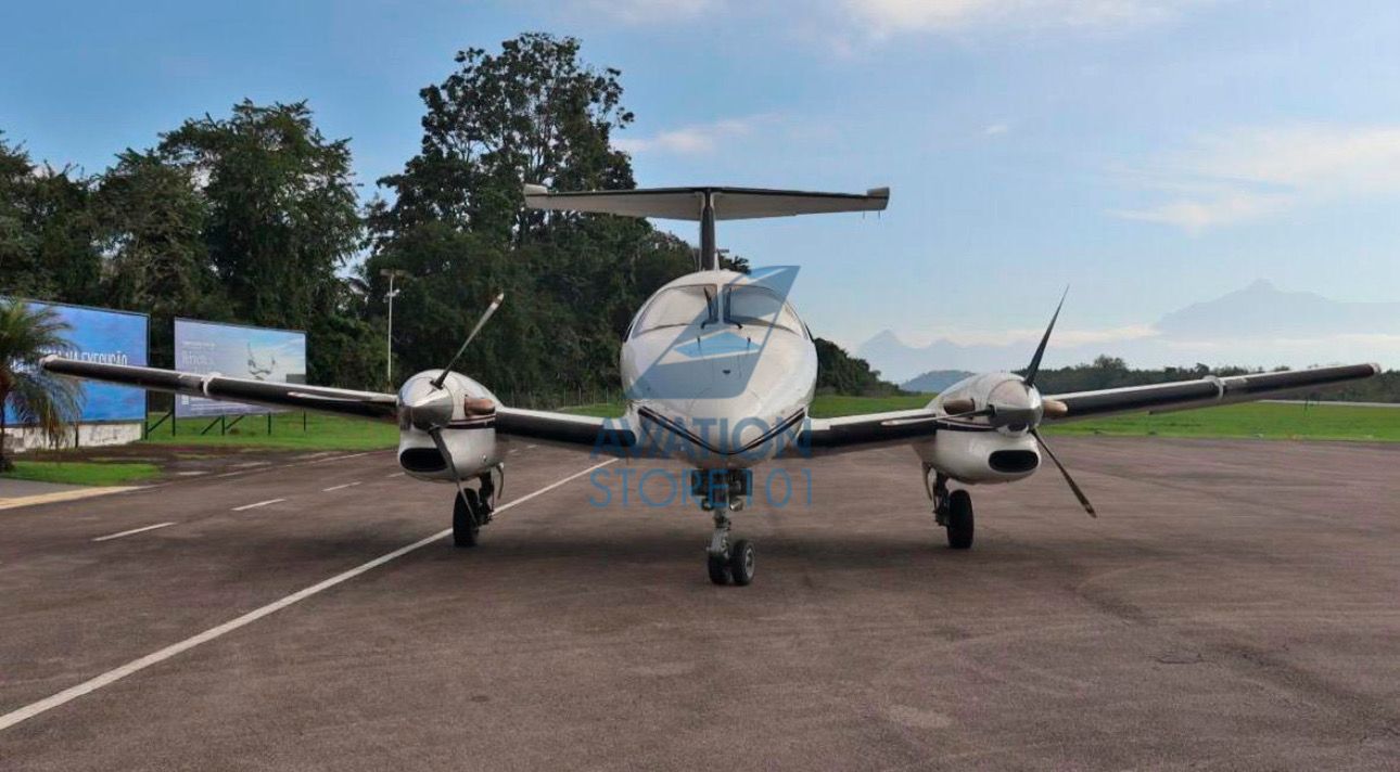 EMBRAER XINGU EMB-121A 1979