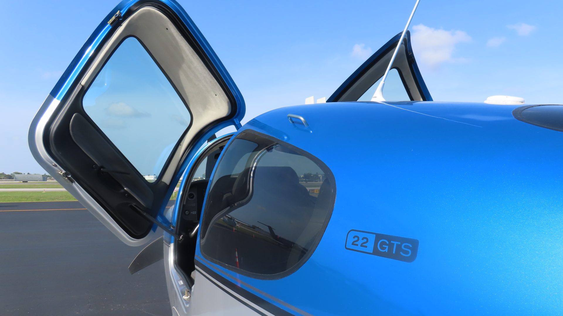 CIRRUS SR22 G6 GTS PLATINUM EIDITON 2021
